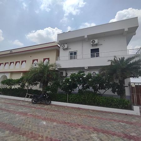 Sangam Hotel Chirawa Luaran gambar