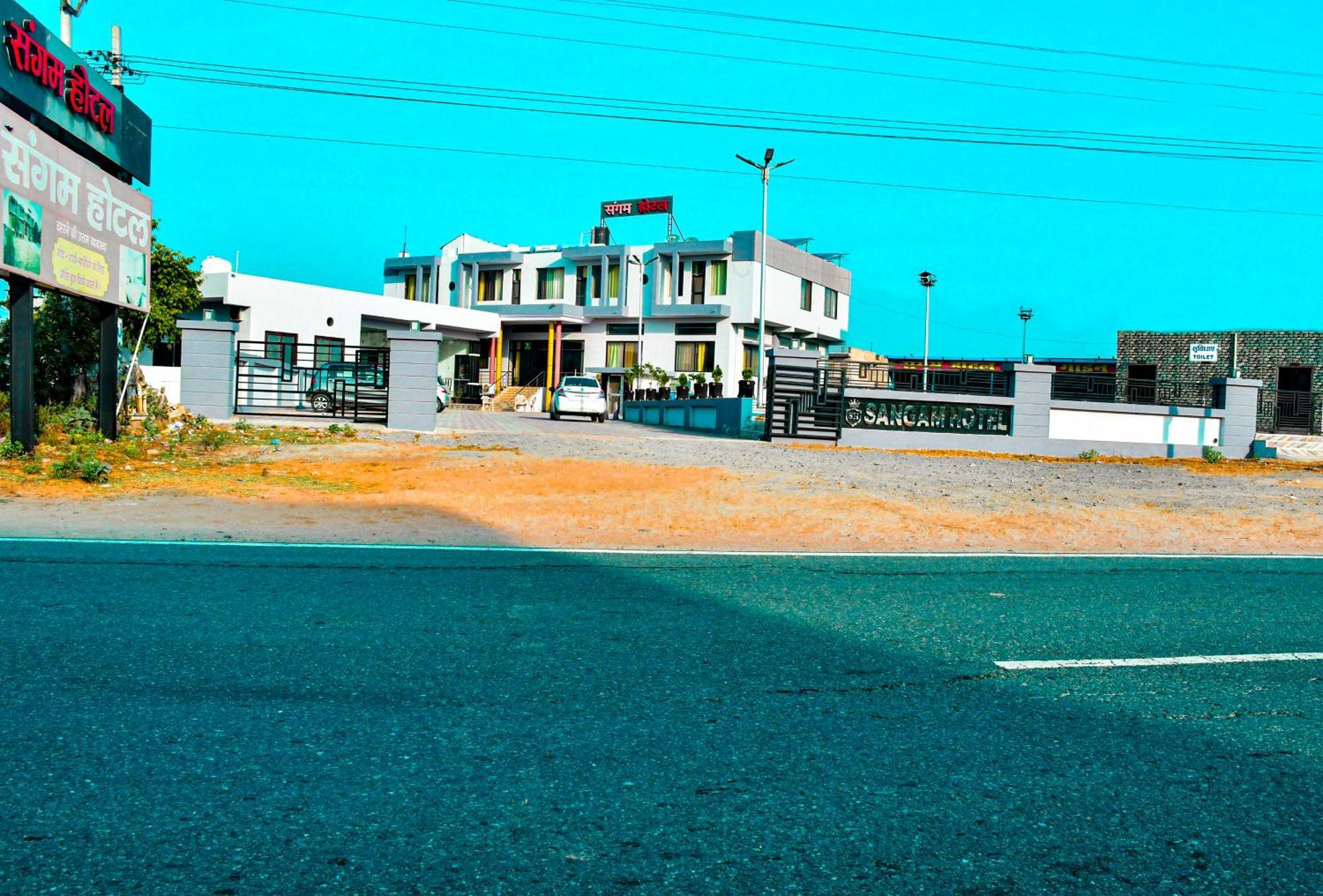 Sangam Hotel Chirawa Luaran gambar