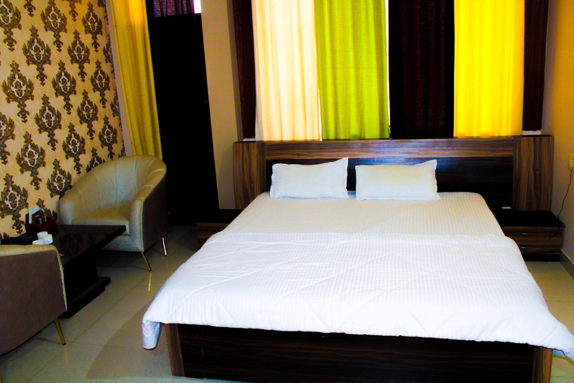 Sangam Hotel Chirawa Luaran gambar