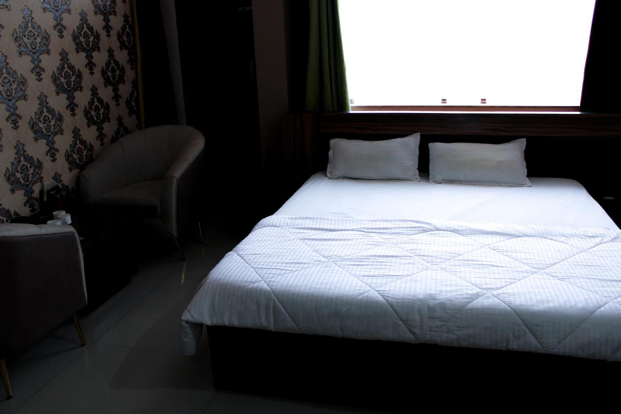 Sangam Hotel Chirawa Luaran gambar