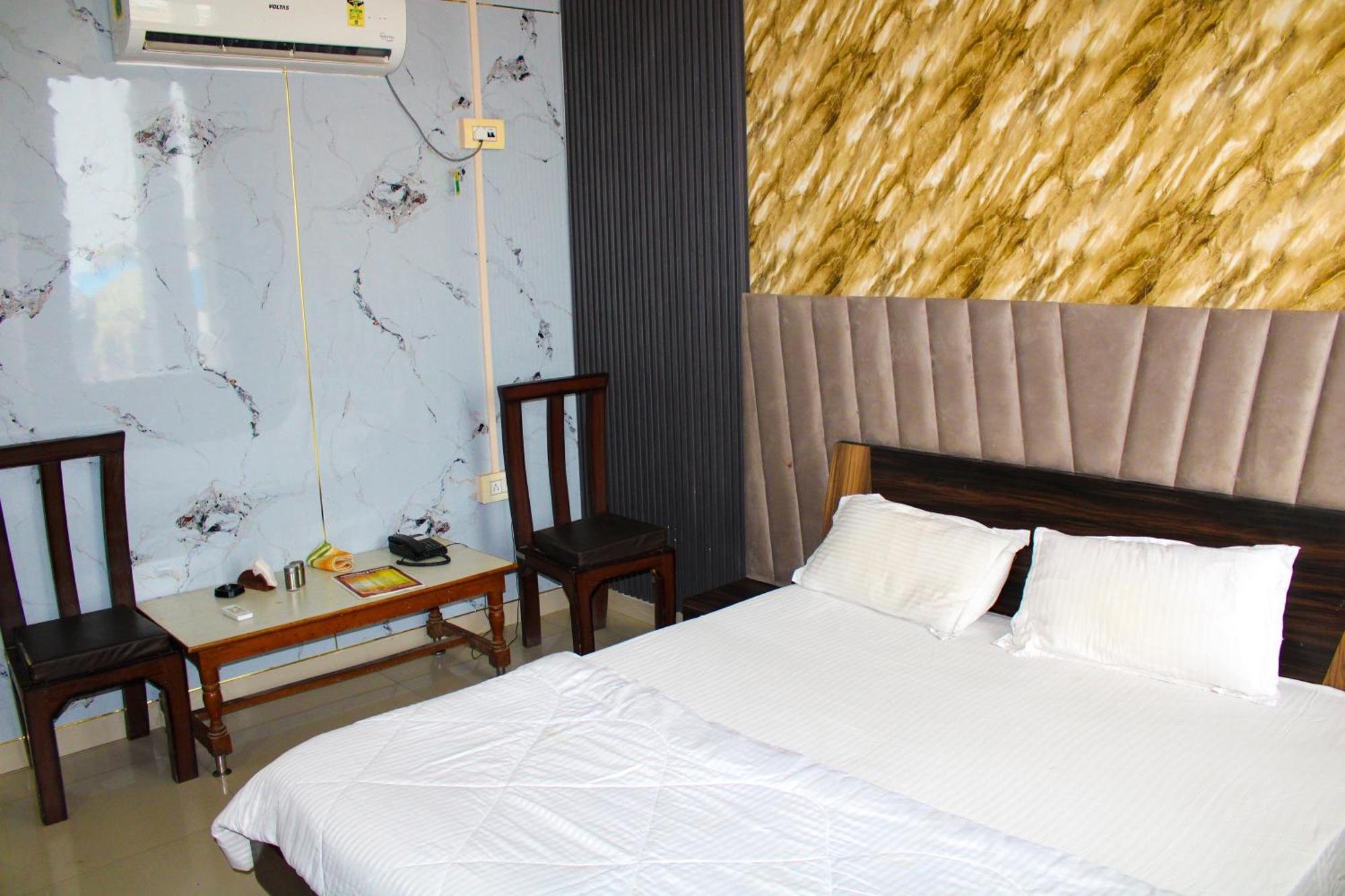 Sangam Hotel Chirawa Luaran gambar