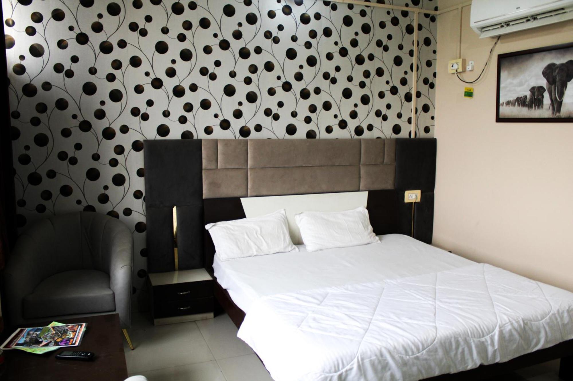 Sangam Hotel Chirawa Luaran gambar
